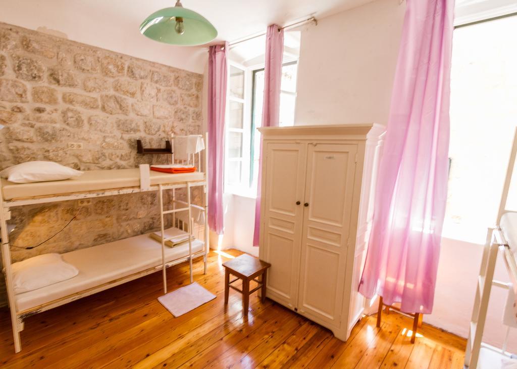 Old Town Hostel 杜布罗夫尼克 外观 照片
