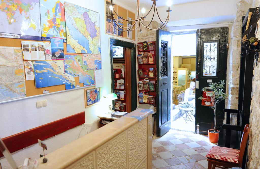Old Town Hostel 杜布罗夫尼克 外观 照片