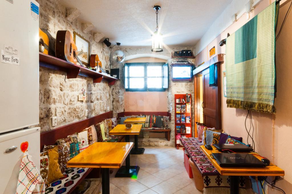 Old Town Hostel 杜布罗夫尼克 外观 照片